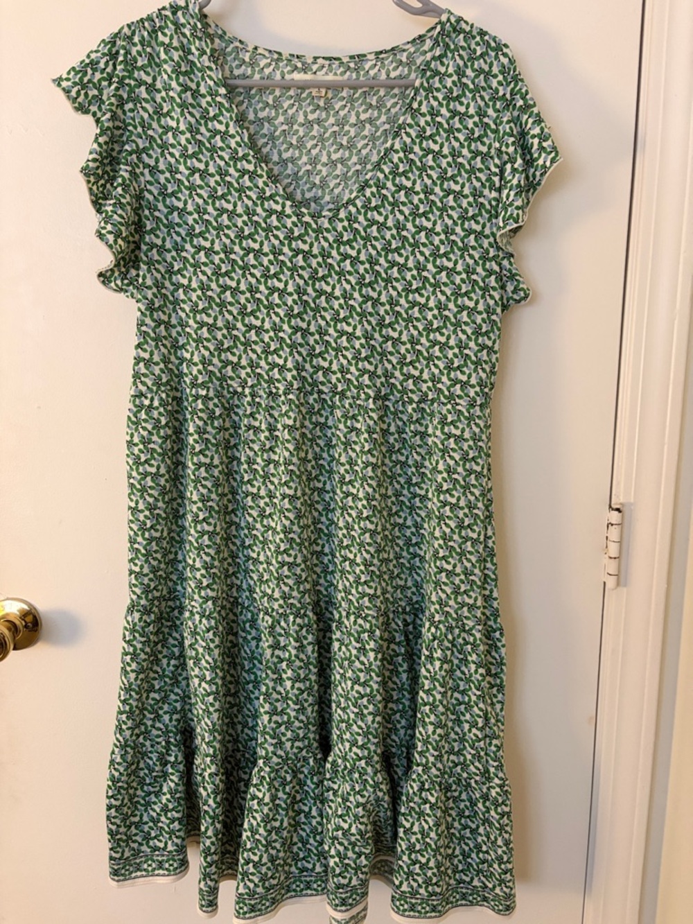 Max Studio Green Floral Midi Dress
